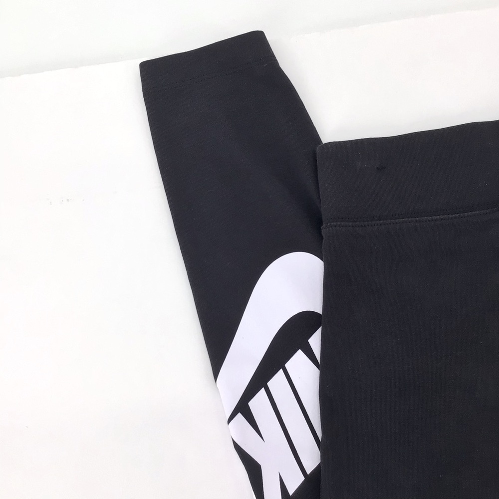 Nike Womens Sportswear Essential High-Waisted Leggings (CZ8528-010) Size Small - Picture 13 of 15